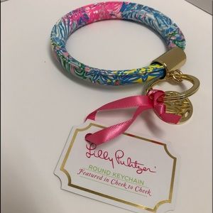 Lilly Pulitzer Cheek to Cheek Round Keychain